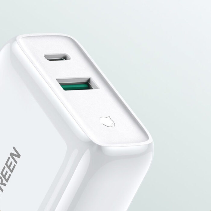 UGREEN 36W QC3.0 hišni polnilec Bel - box - Image 4