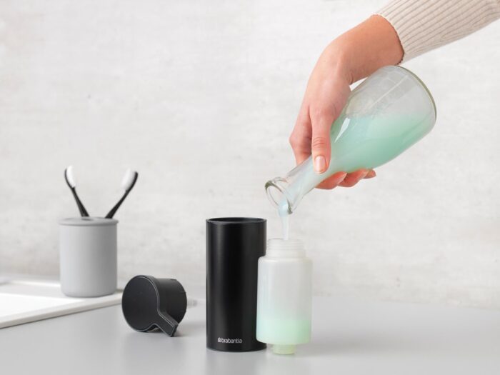 Brabantia posodica za milo mat črna - Image 3