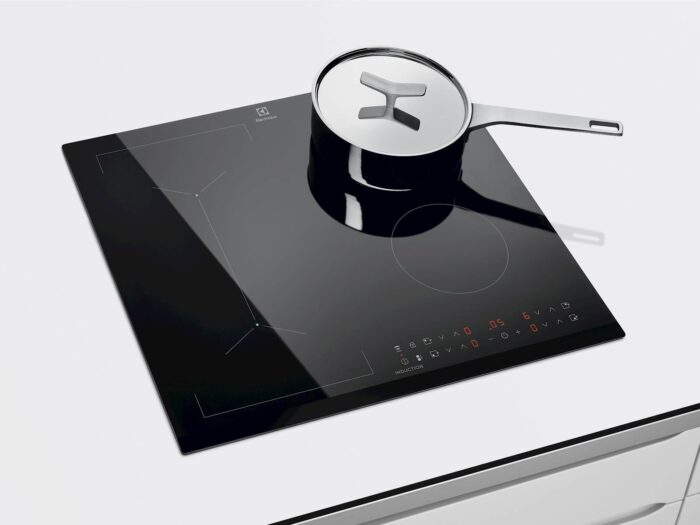 Kuhalna plošča Electrolux LIV63431BK indukcija - Image 3