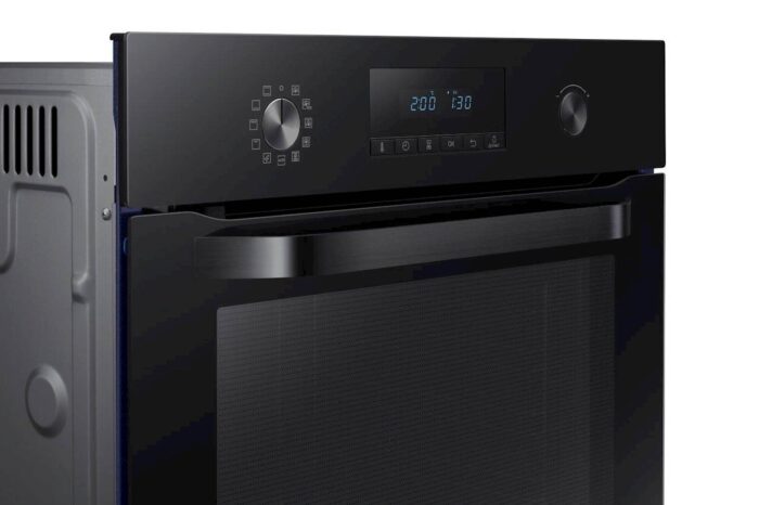 Električna pečica Samsung NV70K3370BB/EF, črna, piroliza - Image 3