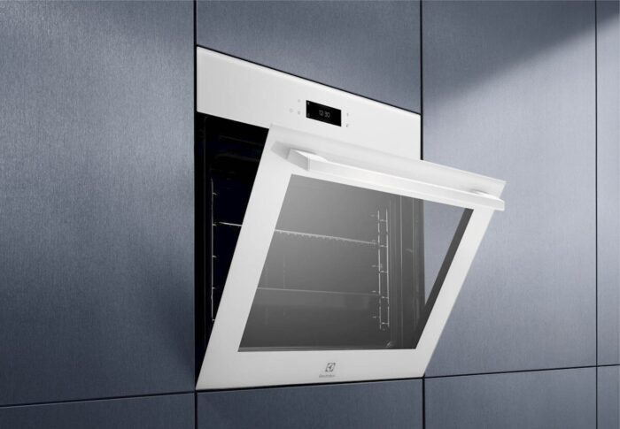 Vgradna pečica Electrolux EOE8P39WV , piroliza, bela, WiFi - Image 3
