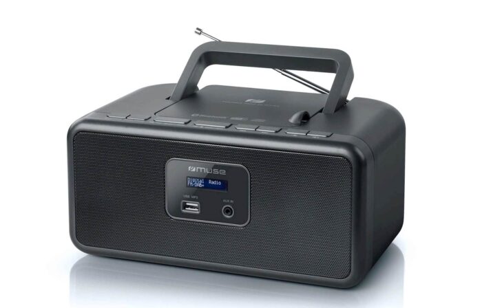 MUSE PRENOSNI RADIO S CD M-32 DB ČRN