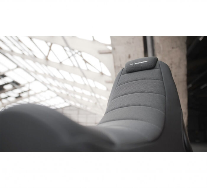 STOL PLAYSEAT PUMA ACTIVE GAMING SEAT črne barve - Image 5
