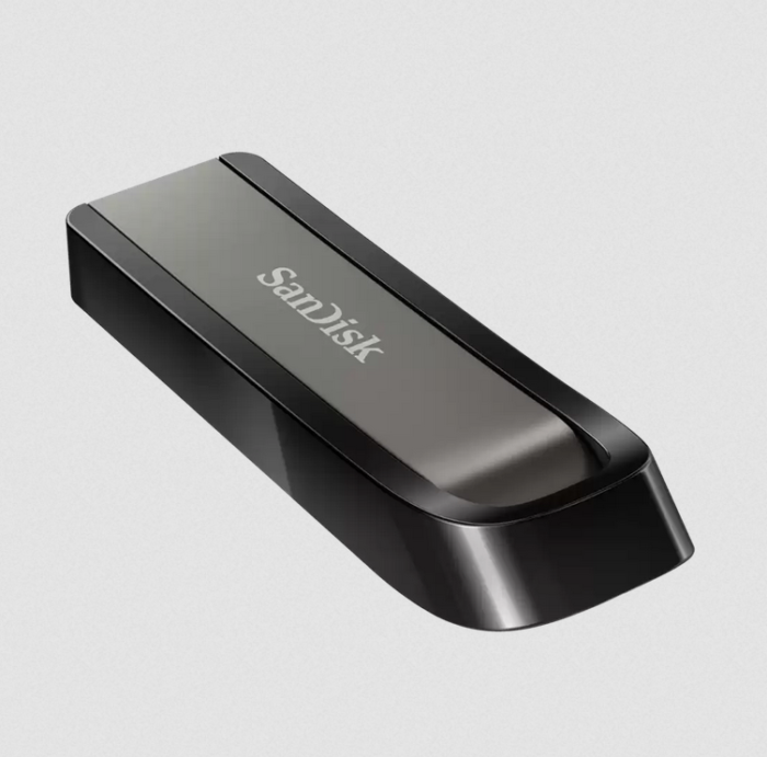 SanDisk Ultra Extreme Go 3.2 Flash Drive 128GB - Image 4