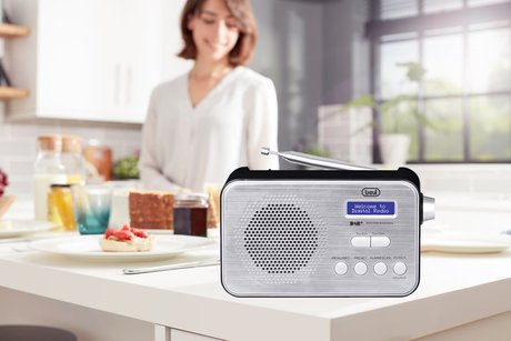 TREVI 7F92R Prenosni digitalni radio, DAB/DAB+/FM, črn - Image 3