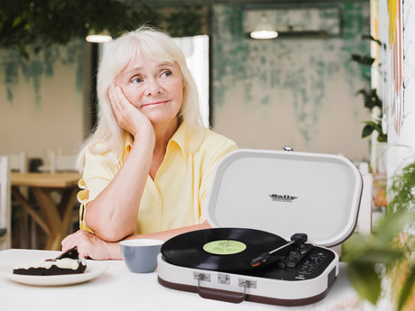 TREVI TT 1020 SALLY BT Prenosni gramofon s tehnologijo Bluetooth, USB, AUX-IN, - Image 3